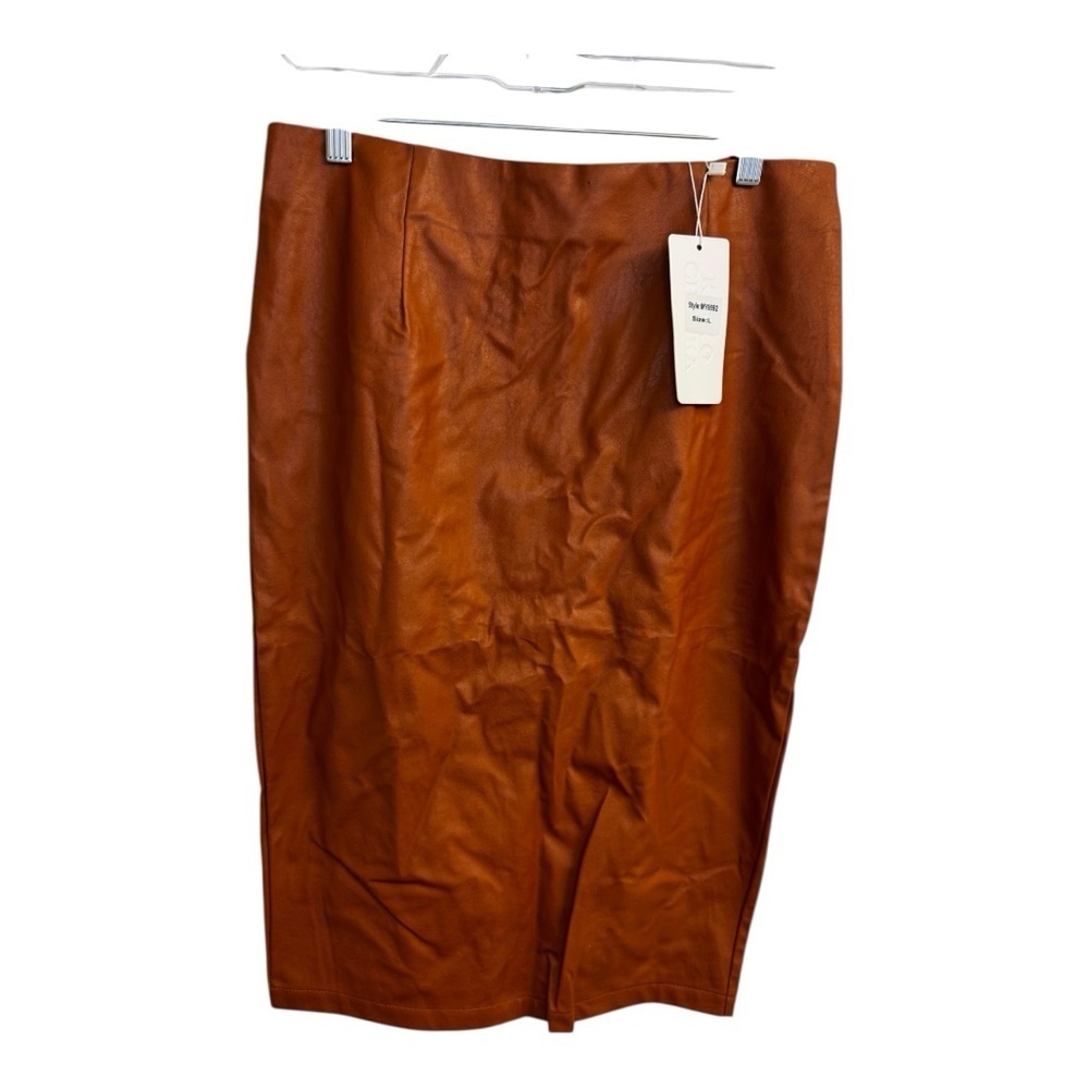 Chic Tan Pencil Skirt